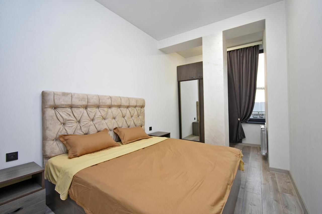 New Apartment In Yerevan City Center Dış mekan fotoğraf